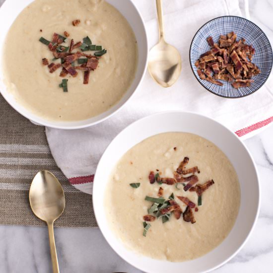 Paleo Cauliflower Soup