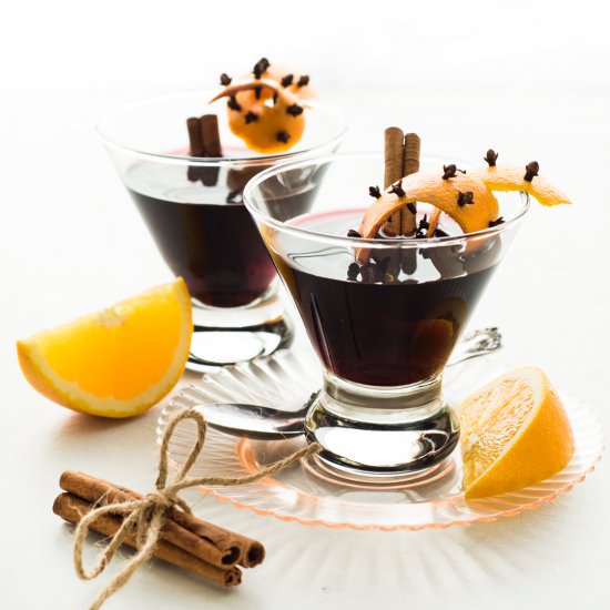 Glogg (Swedish Mulled Wine)
