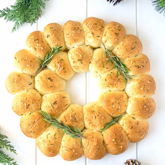 Holiday Rosemary Bread Wreath