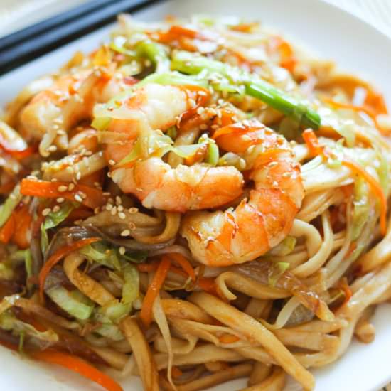Stir-fried Udon with Shrimp
