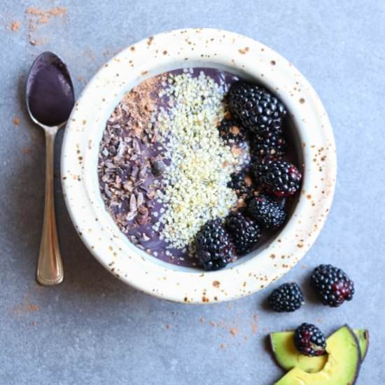 Blackberry Avocado Smoothie Bowl