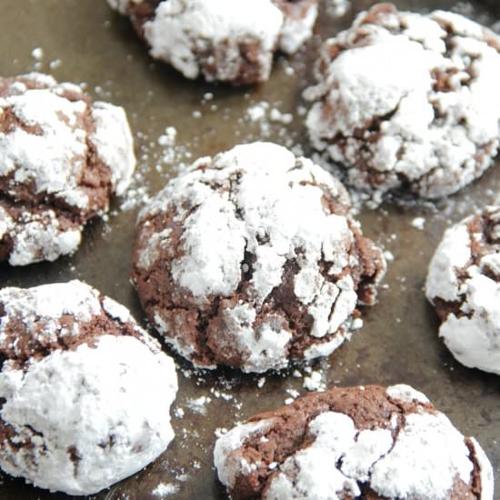 Chocolate Crinkle Cookies