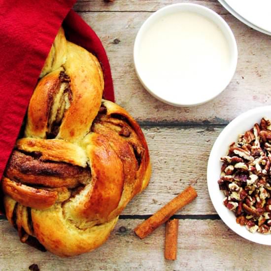 Sticky Bun Braided Bread