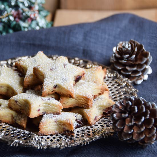 cranberry shortbread stars