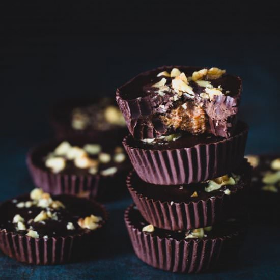 Dark chocolate almond butter cups