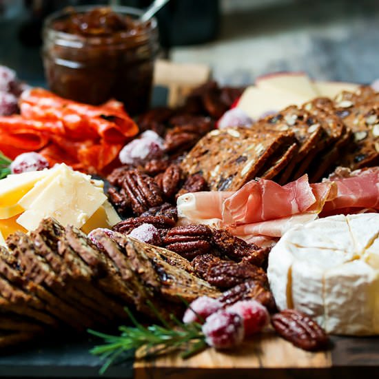 Creating the Perfect Cheese Platter