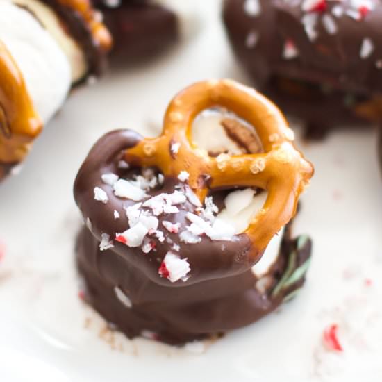 Mint S’mores Pretzel Bites