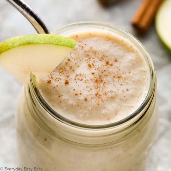 Spiced Pear Smoothie