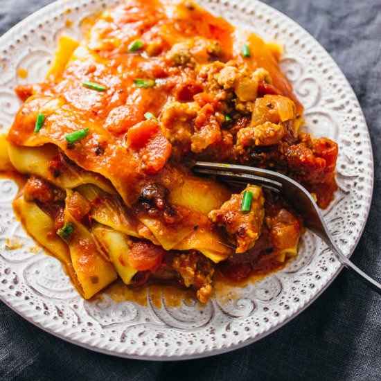 Easy no-bake skillet lasagna