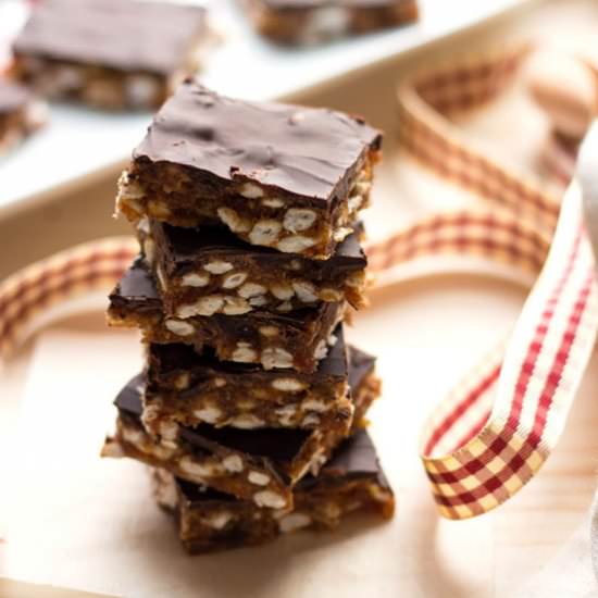 Puffed Rice Date Squares