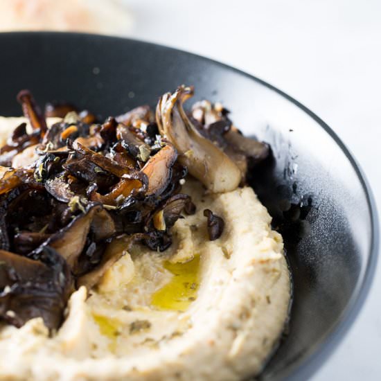 Hummus Garlicky Mushrooms