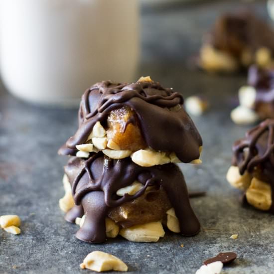 Cashew Caramel Clusters