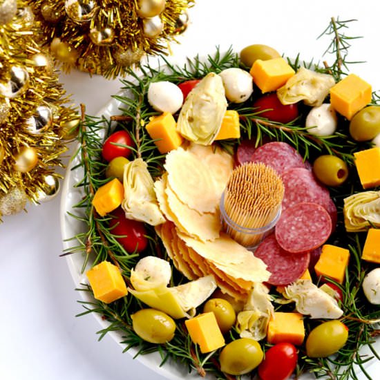 Antipasto Christmas Wreath