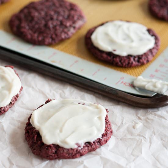 Vegan Red Velvet Cookies