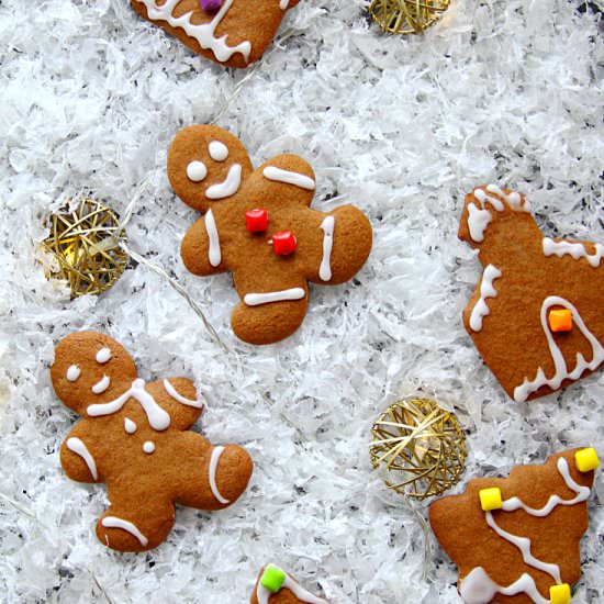 GINGERBREAD CUTOUT COOKIES