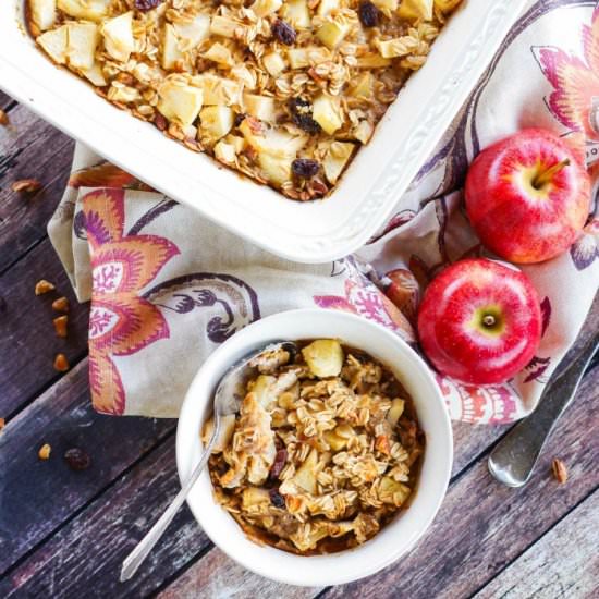 Apple Cinnamon Oatmeal Bake