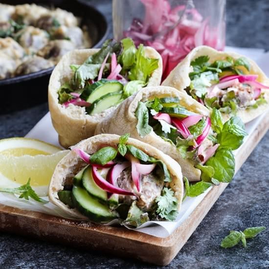 Pita w/ lentil koftas
