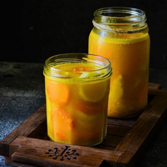 Oil Free Carrot and Radish Pickle