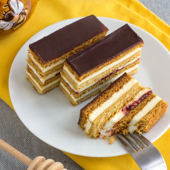 Petit Fours – Honey Cake Slices