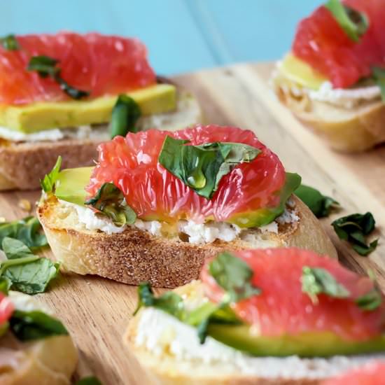 Avocado Grapefruit Crostini