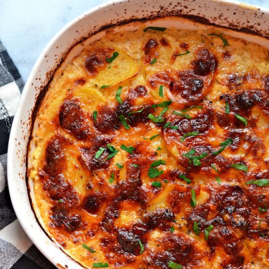 Cheesy Potatoes Au Gratin