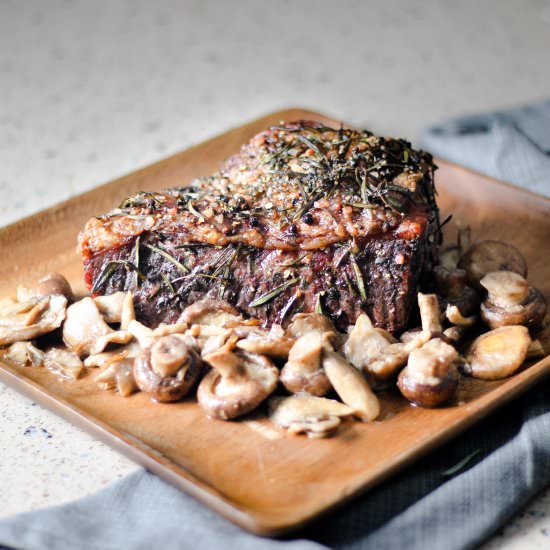 Herb Rib Roast with Garlic Mushroom