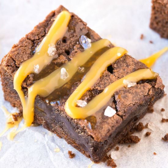 Flourless Salted Caramel Brownies
