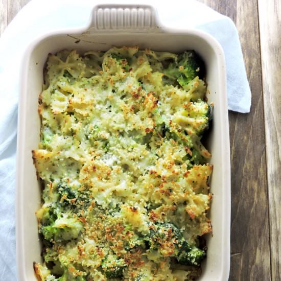 Skinny Broccoli Alfredo Bake