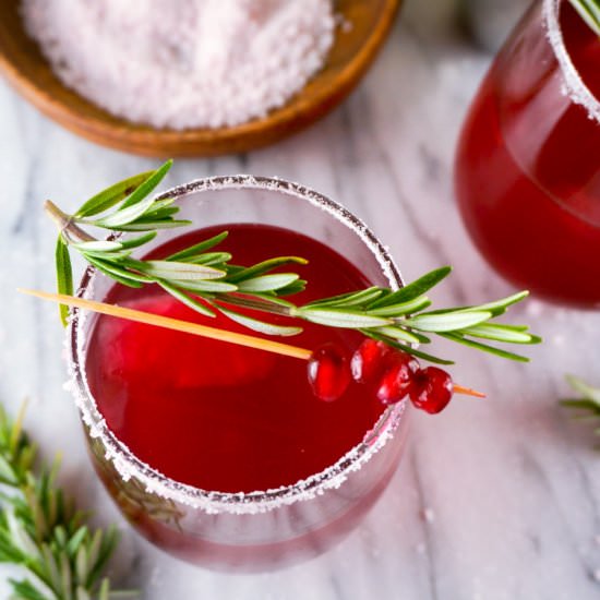 Pomegranate Ginger Beer Cocktail