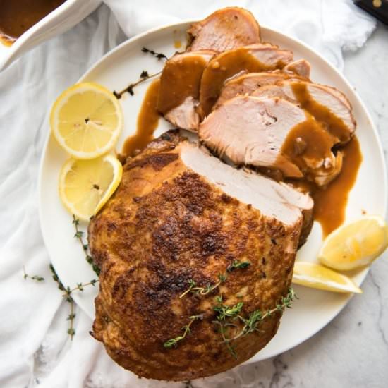 JUICY SLOW COOKER TURKEY BREAST