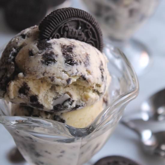 Eggnog Oreo Ice Cream