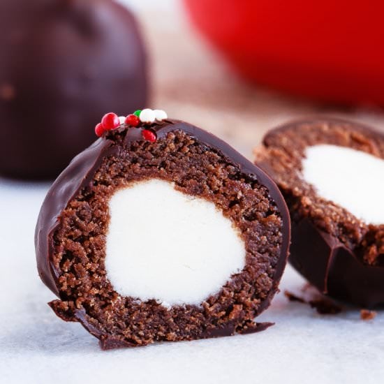 Peppermint Brownie Truffles