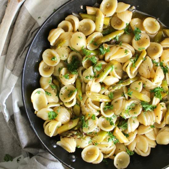 White Wine Pasta with Asparagus