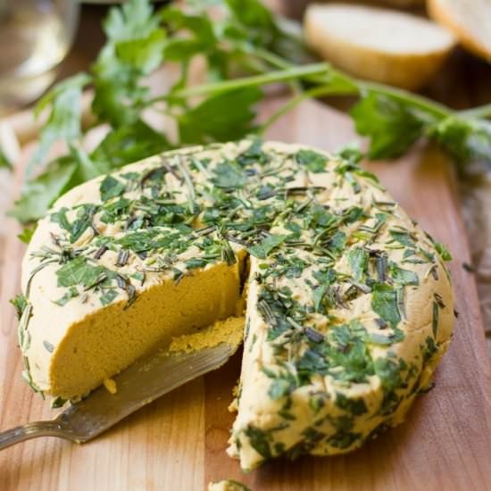 Vegan Pumpkin Cheddar