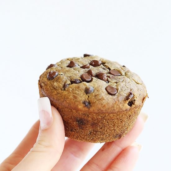 VEGAN CHOCOLATE CHIP BANANA MUFFINS