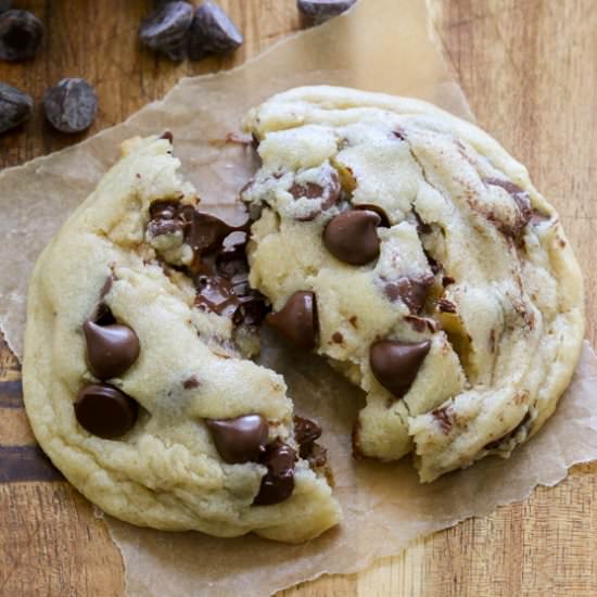 chocolate chip cookies
