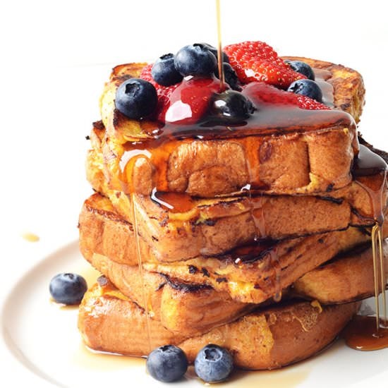 Easy Eggnog French Toast