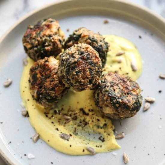 Healthy Spinach Balls with Sunflower