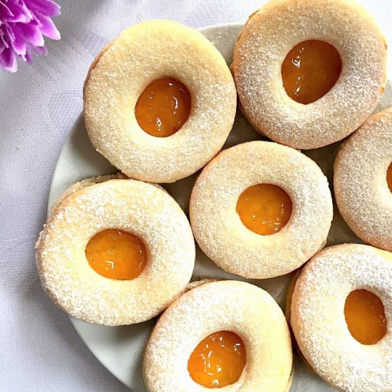 Linzer Cookies
