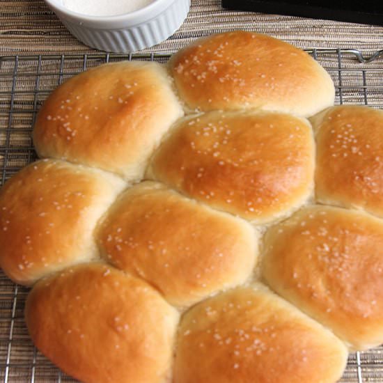 Mom’s Dinner Rolls