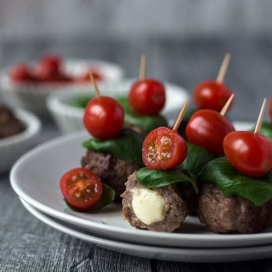 Caprese Meatballs- fingerfood