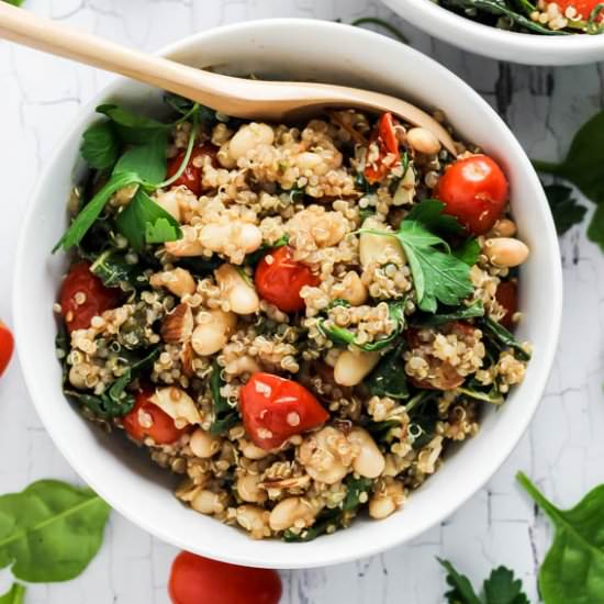 Quinoa Salad w/ Tomatoes & Spinach