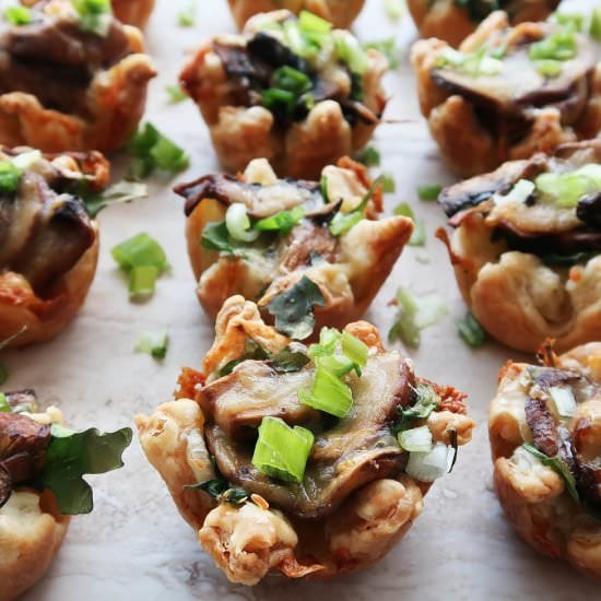 Mushroom Arugula Cheese Tarts