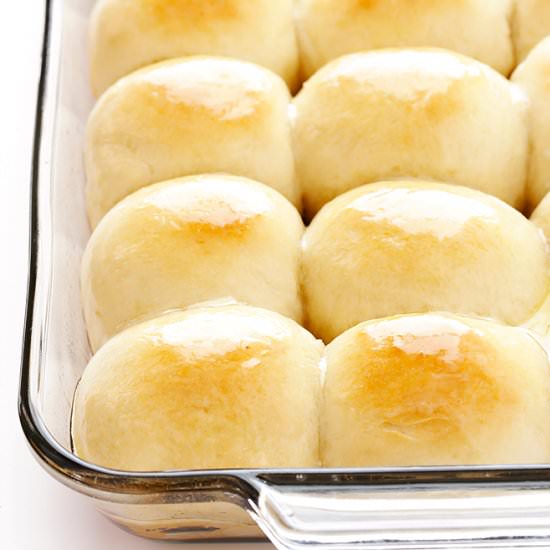 1-Hour Soft & Buttery Dinner Rolls