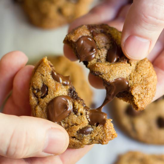 Vegan Chocolate Chip Cookies