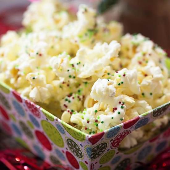 White Chocolate Christmas Popcorn