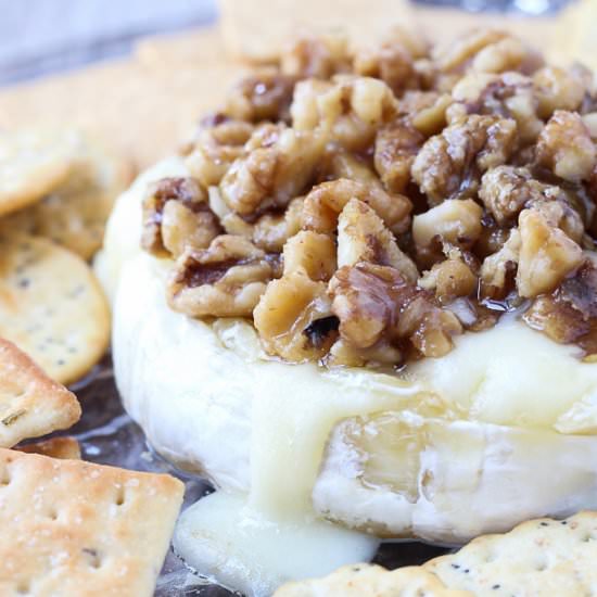 Baked Brie with Maple Glazed Walnut