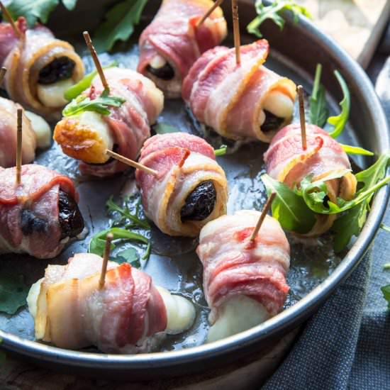 BACON & HALLOUMI PARTY ROLl-UPS