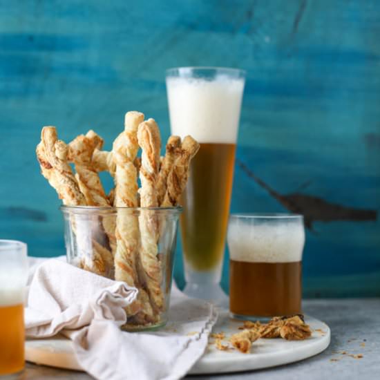 Cheddar and Garlic Cheese Straws