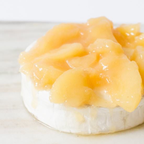 Baked Brie with Apple